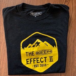 KEEN ladies T-shirt size M